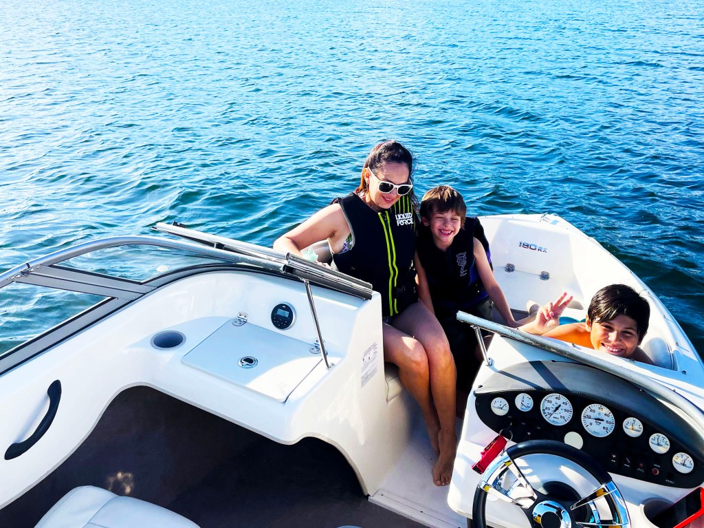 18' Power Boat for rent in Kelowna